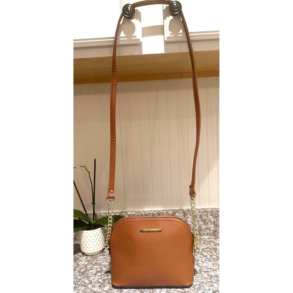 Steve Madden Crossbody Bag With Gold Chain Strap